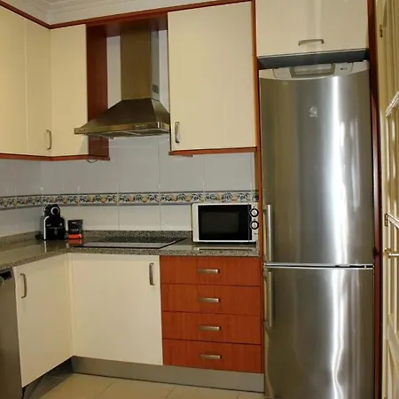 Apartamento Con Terraza Y Piscina, *