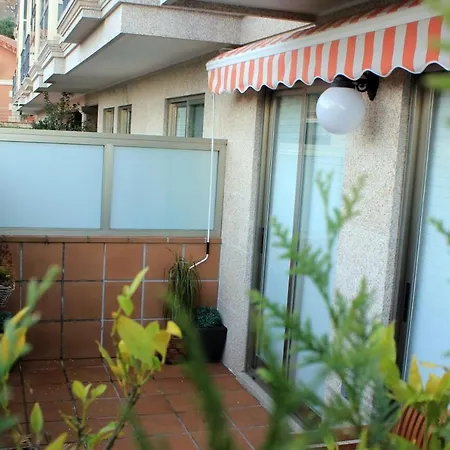 Con Terraza Y Piscina, Baiona